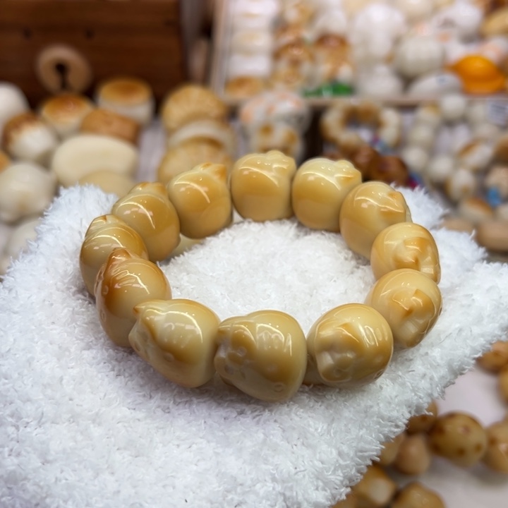 菩提根/象牙果把件57 象牙果原果雕刻炭烧kt 猫微瑕