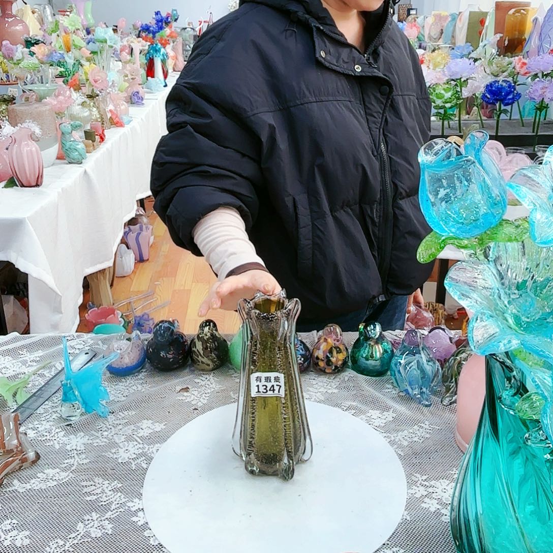 福利不退不换琉璃花瓶艺术品