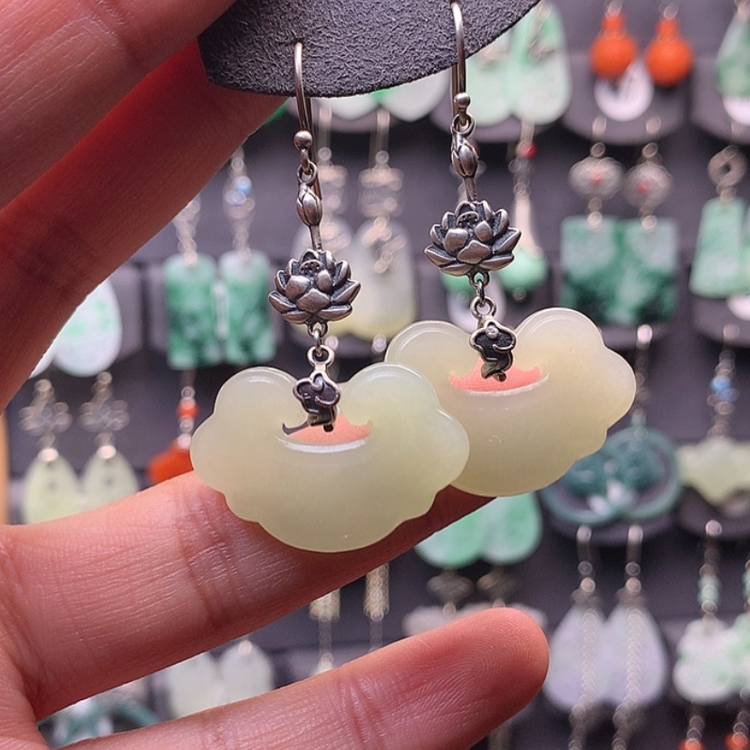 【闪购商品】和田玉耳饰银S925镶嵌艺*