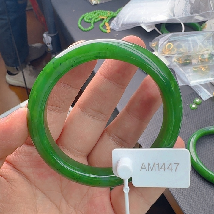 和田玉（碧玉）手镯未镶嵌59