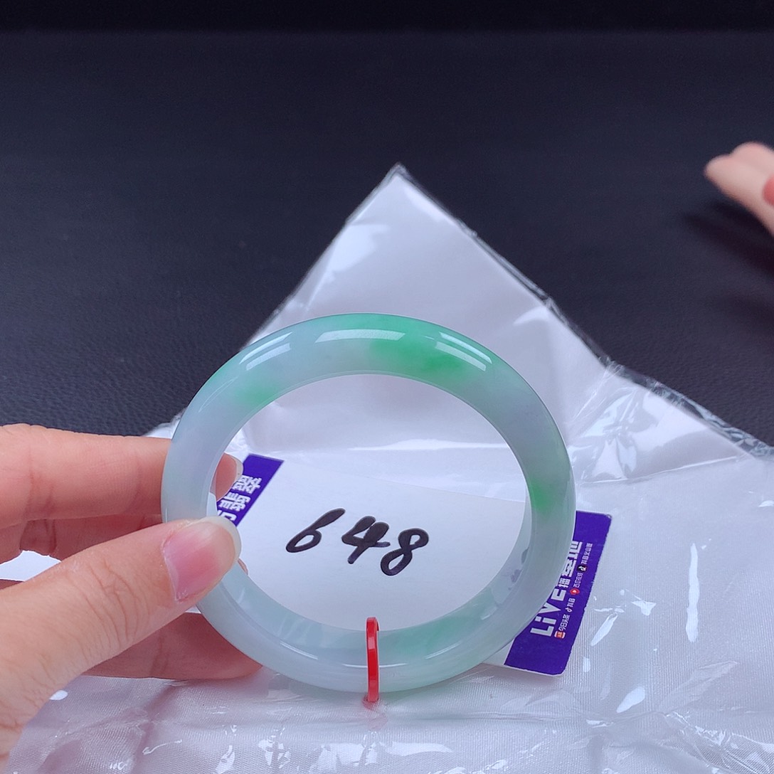 翡翠手镯未镶嵌手镯000266