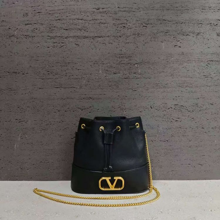 95新/华伦天奴/单肩包/C14305792175/[251231SSS]