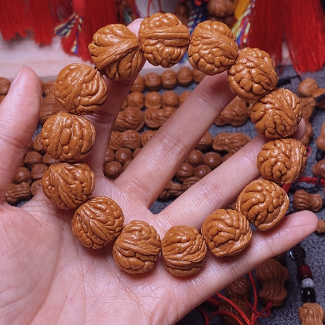 吊坠桃核桃枭手串