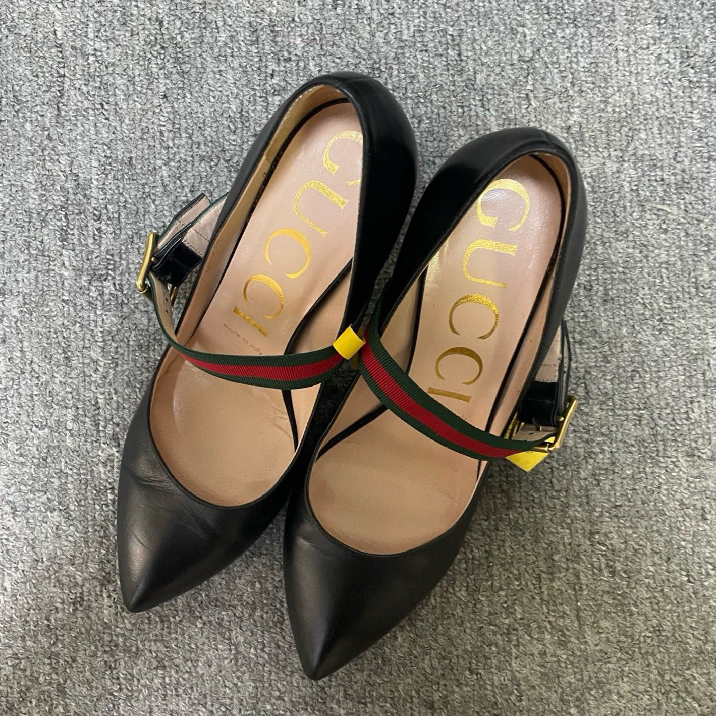 95新 GUCCI/古驰 时尚搭扣细跟高跟鞋  37.5码/12126