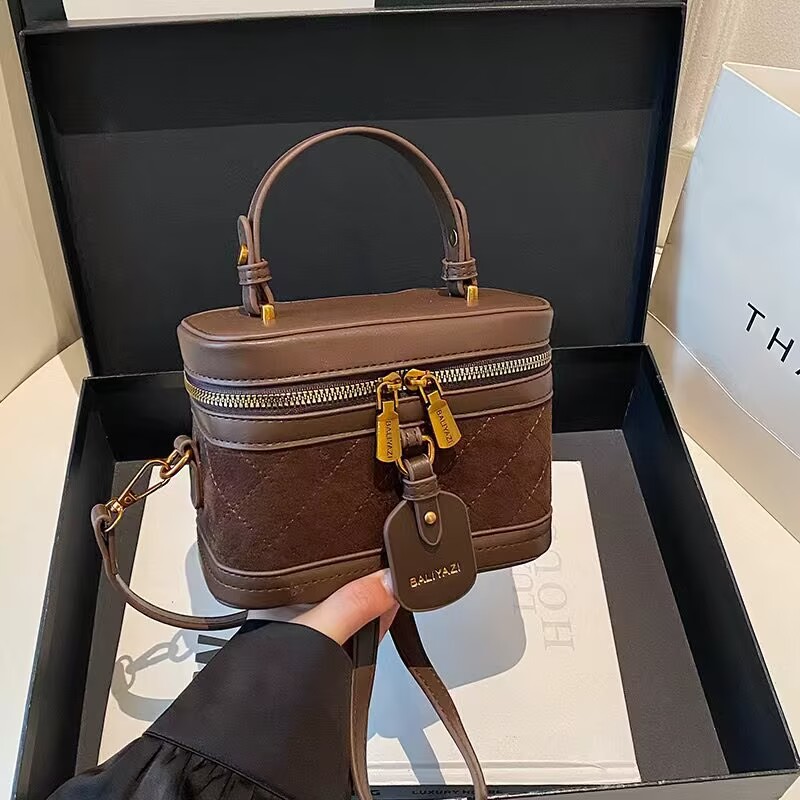 芭黎雅姿01盒子包百搭复古风手提款耐磨单根斜挎包斜跨轻奢肩包