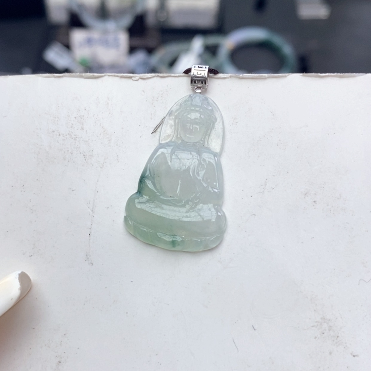 【闪购商品】颈饰18K金镶嵌翡翠