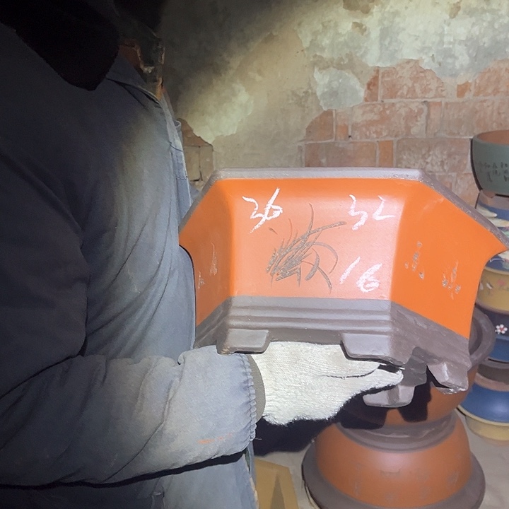 紫砂紫砂花盆也被