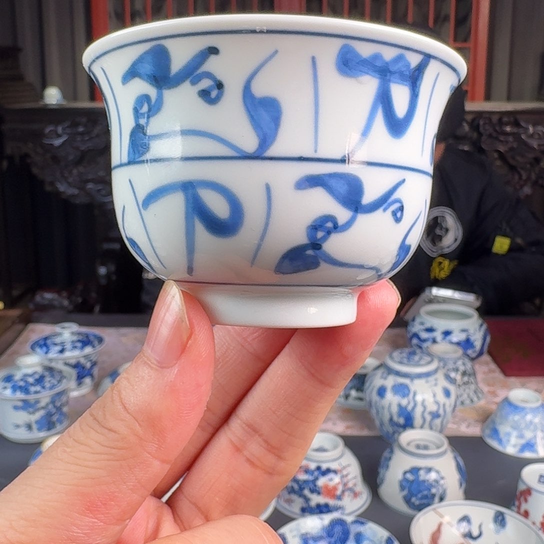 宁封窑青花刀字杯