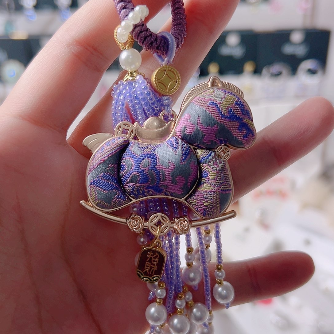 锆石纯铜合金耳环的