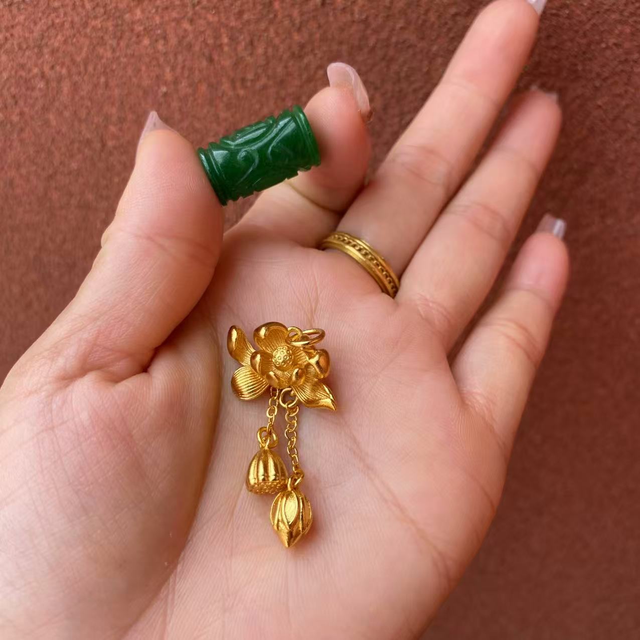 586-莲花复古吊坠