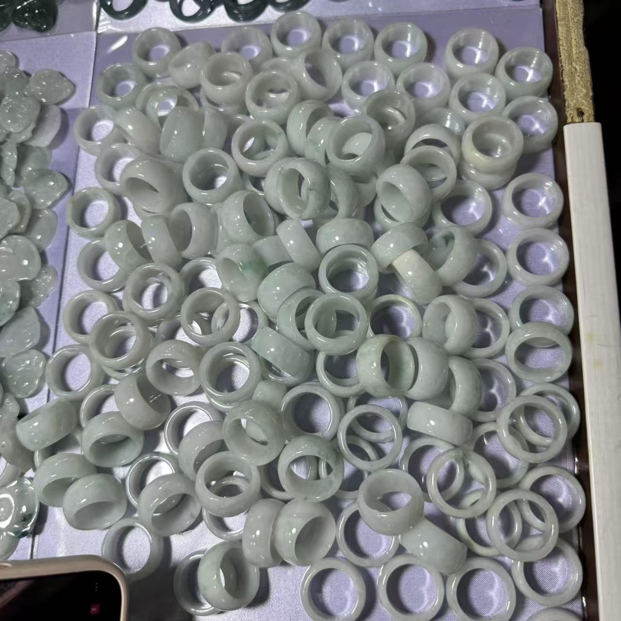 天然a货翡翠戒圈 —多样性发一件