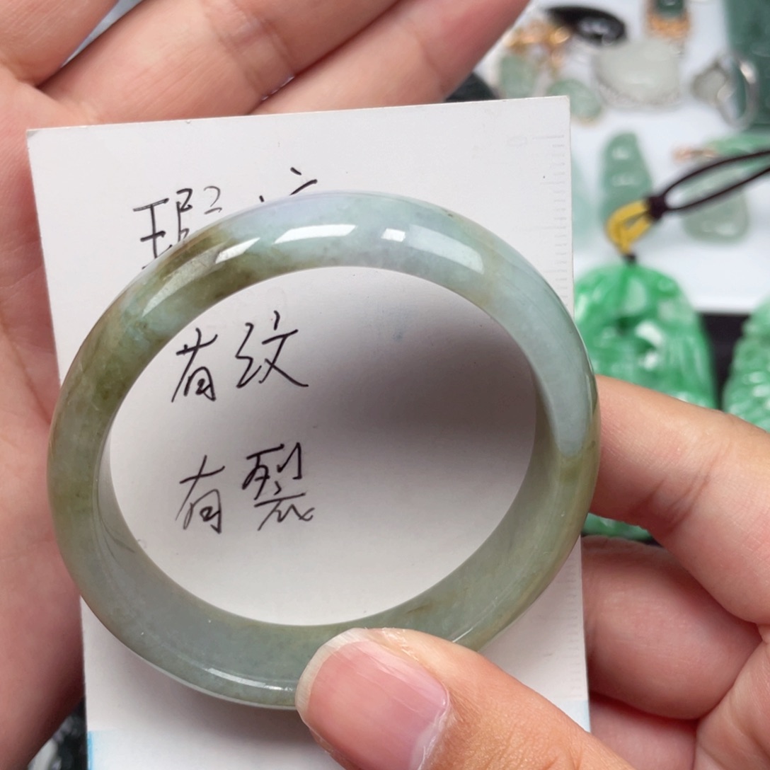 翡翠颈饰未镶嵌50贵妃