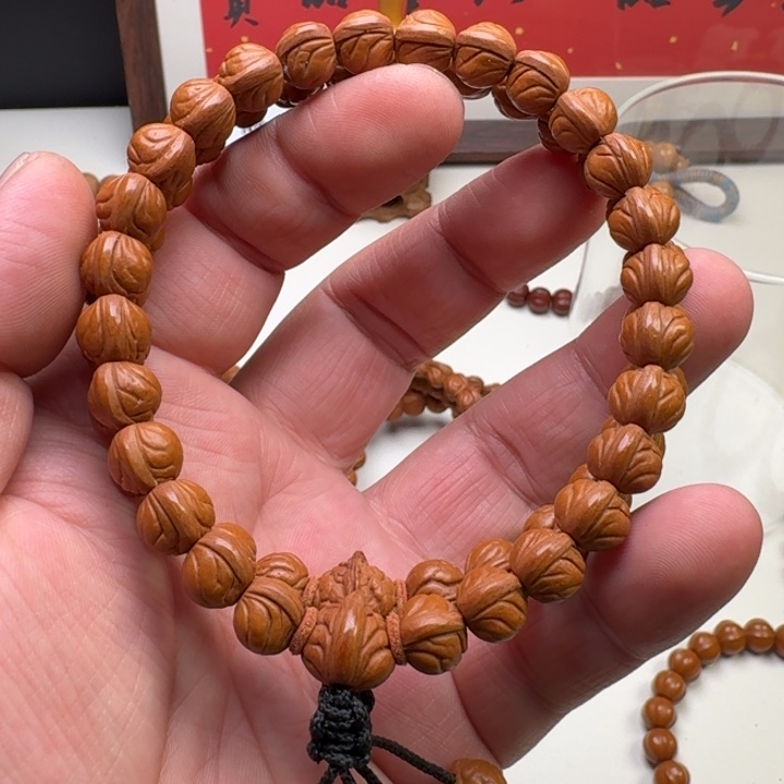 手串桃核玉龙脊手持