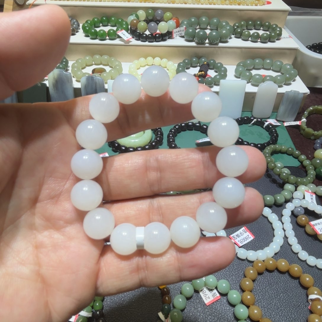 和田玉手链未镶嵌