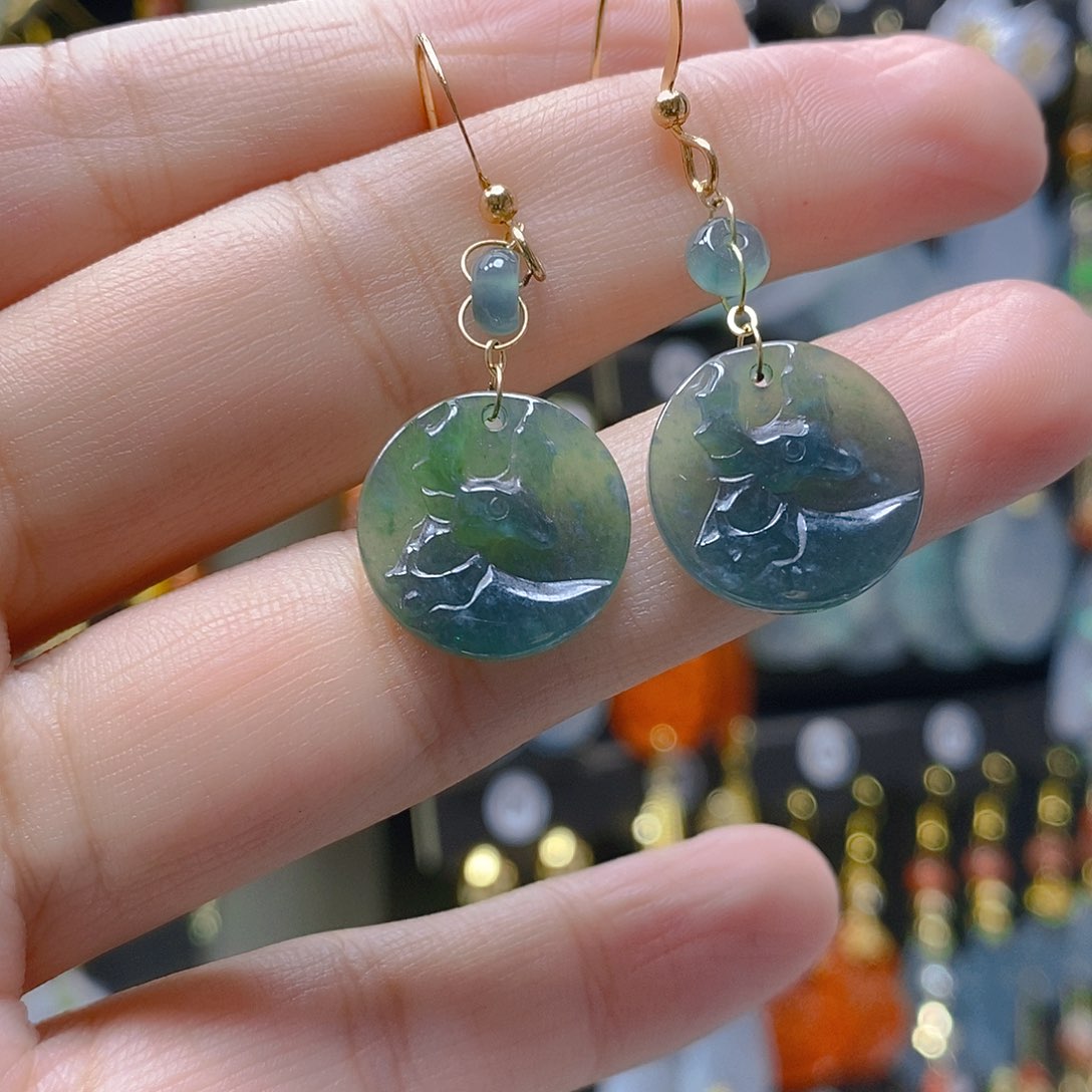 未镶嵌翡翠耳饰翡翠