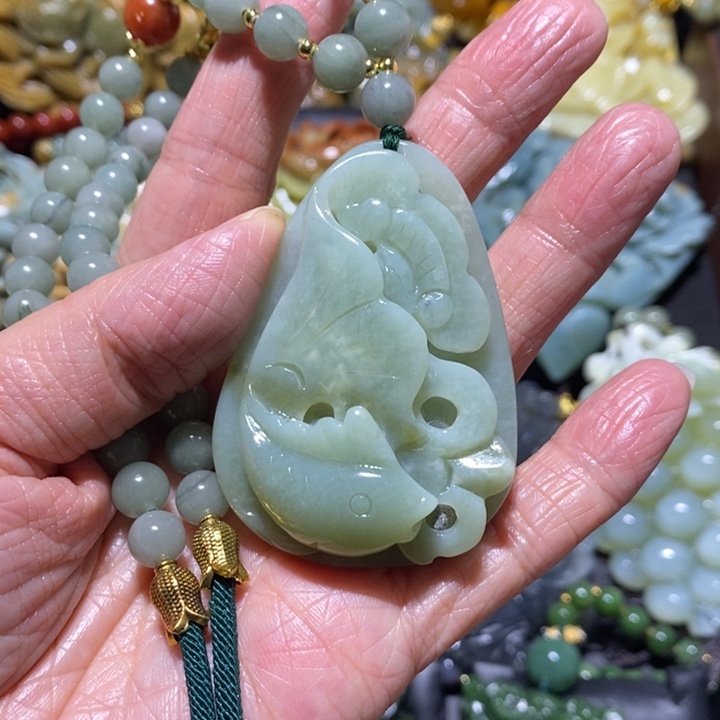岫玉岫玉吊坠未镶嵌