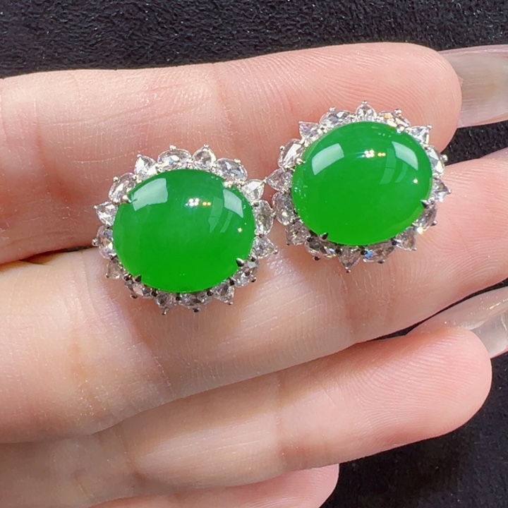 翡翠18K金镶嵌耳饰耳包