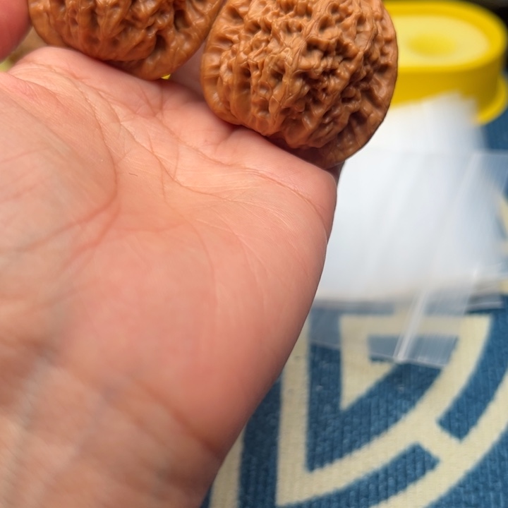 吊坠桃核文玩金公子