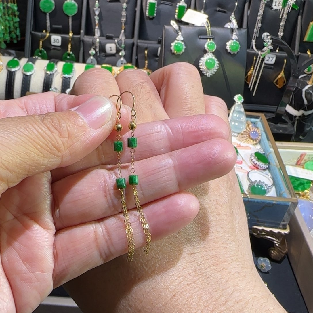 翡翠18K金镶嵌颈饰耳钩