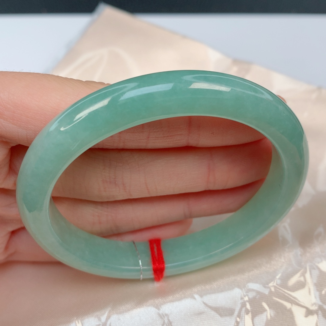 翡翠手镯未镶嵌55.8贵妃