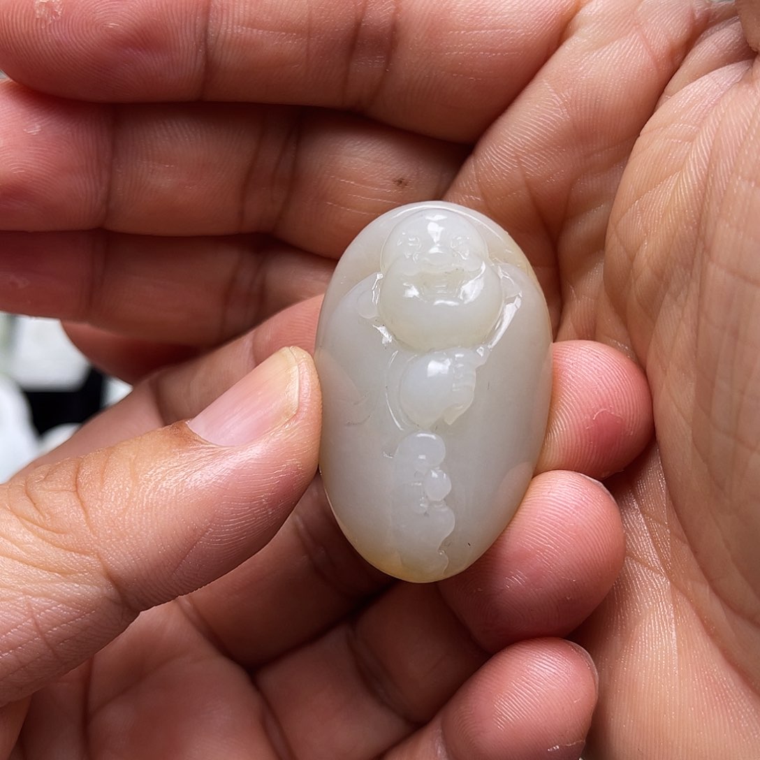 和田玉颈饰未镶嵌