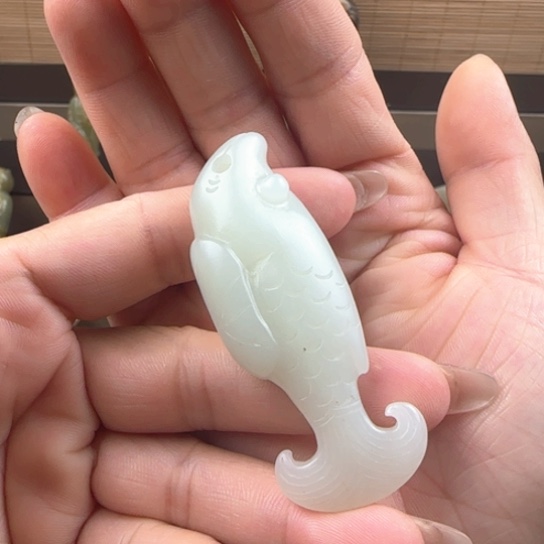 和田玉（糖玉）未镶嵌颈饰