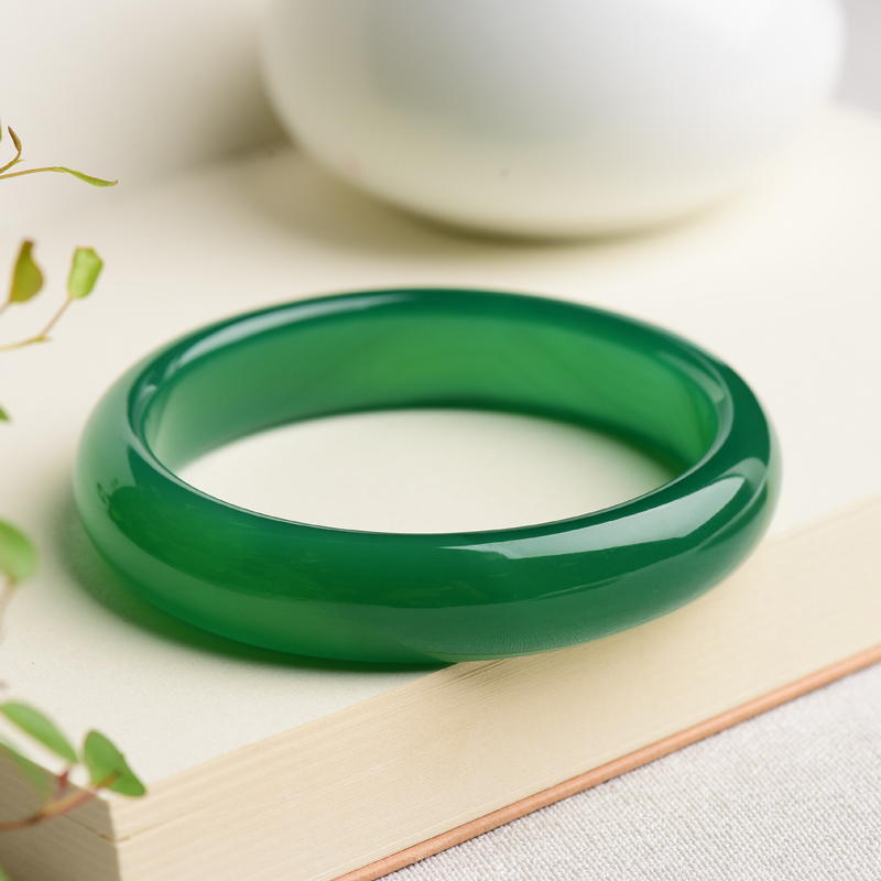 【佳丽专属】精美时尚手镯【证书和礼盒】JZ225420玛瑙