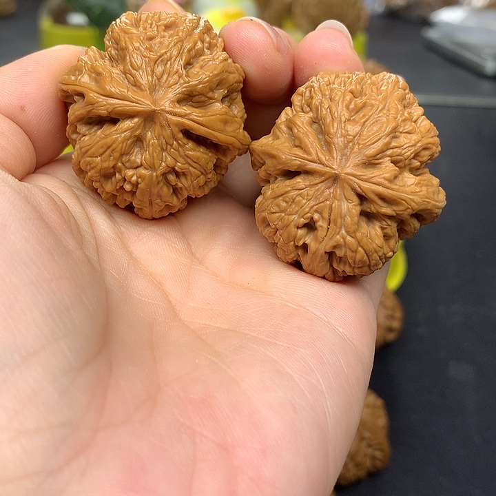 吊坠文玩核桃37球筋