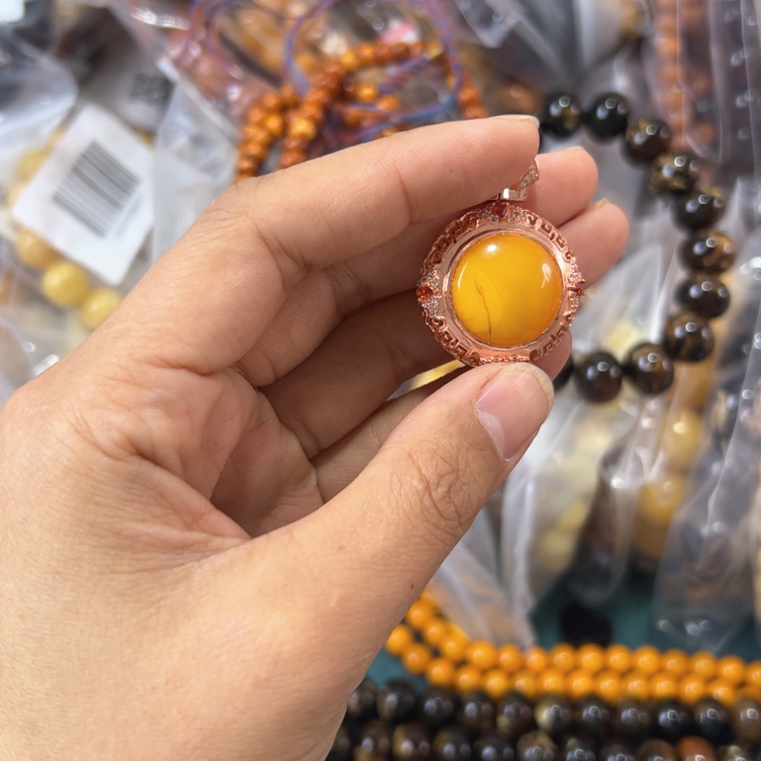 琥珀珠宝奇石未镶嵌670