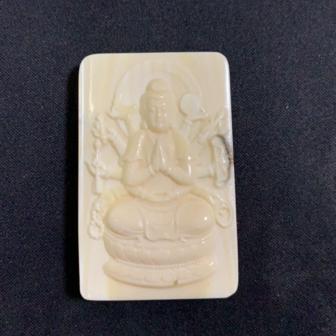 猛犸约28克雕刻件ZL1189