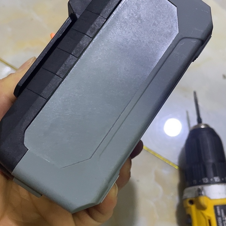 21700电池一个79-3