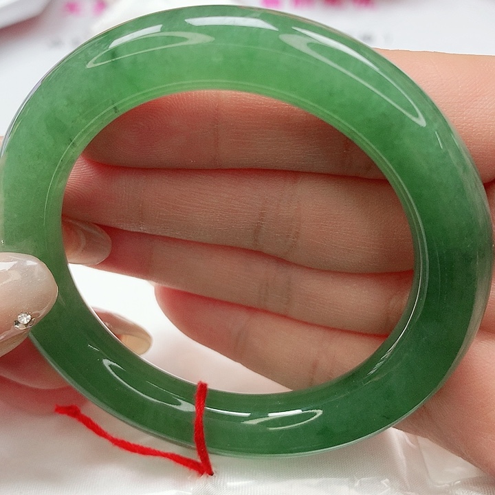 翡翠手镯未镶嵌缅甸天然A货翡翠