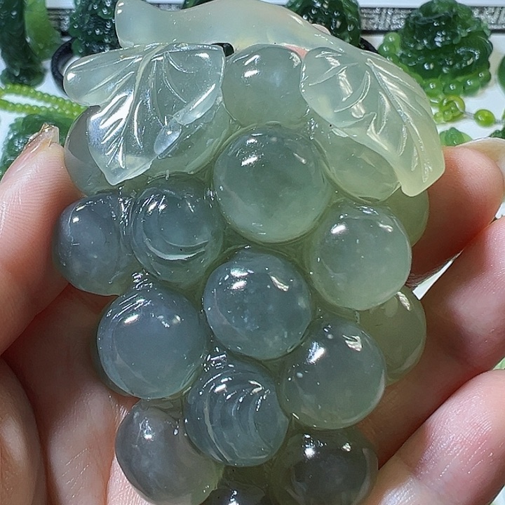 蛇纹石玉手把件未镶嵌