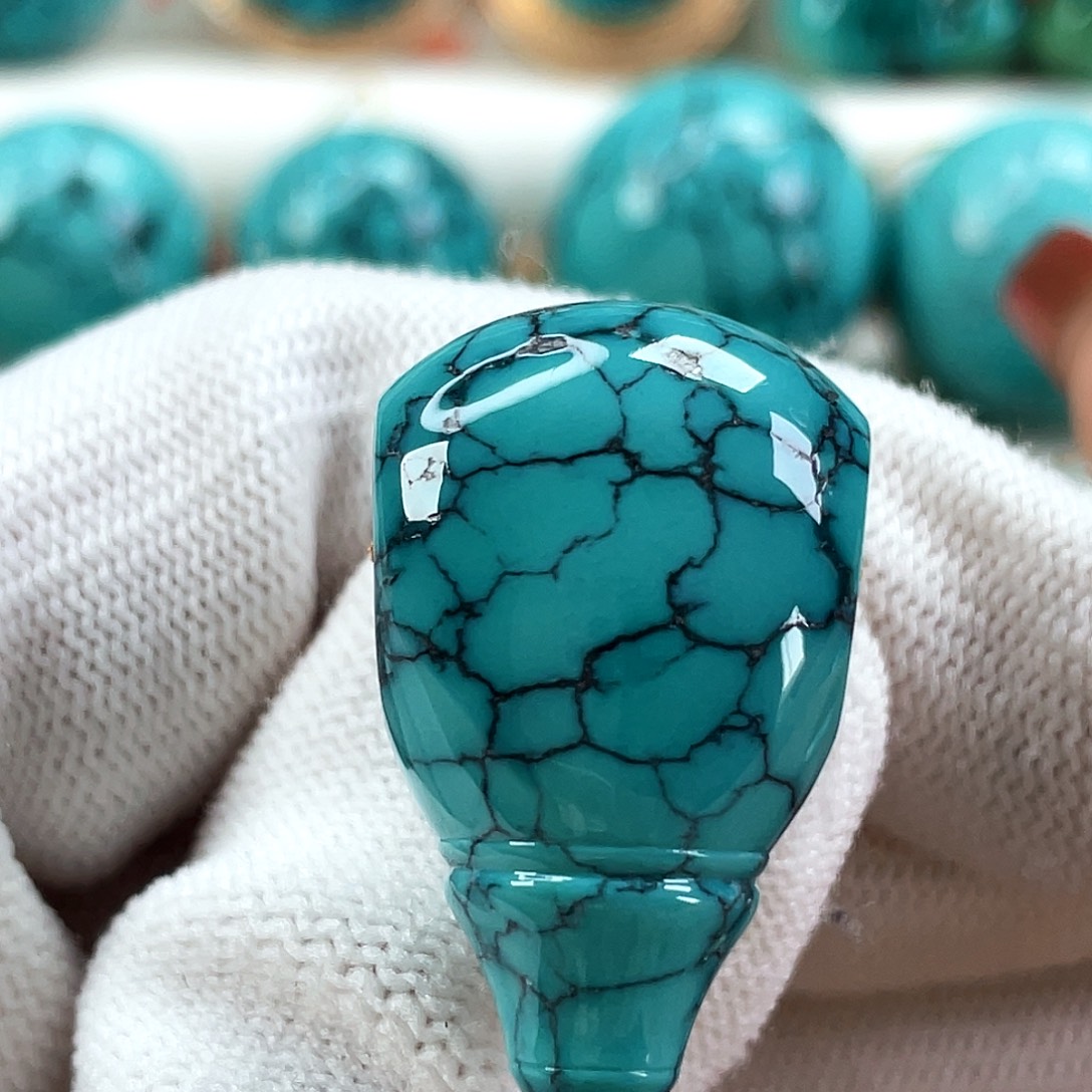 绿松石未镶嵌车挂