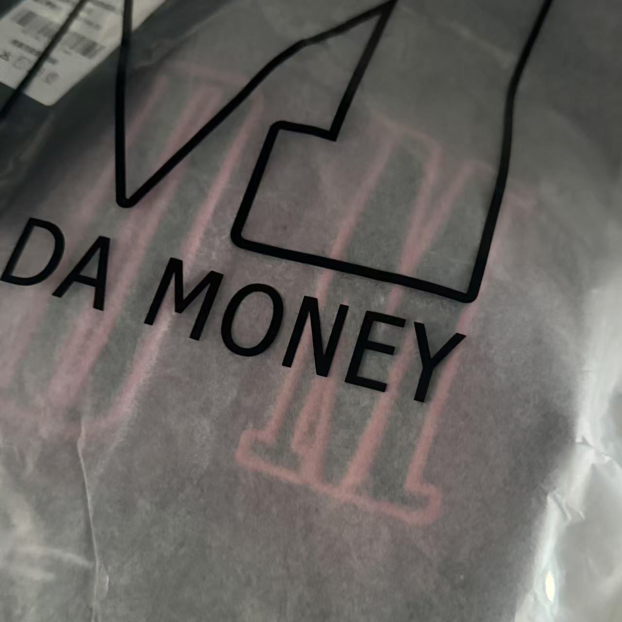 清清价爆款刺绣短袖闭眼拍