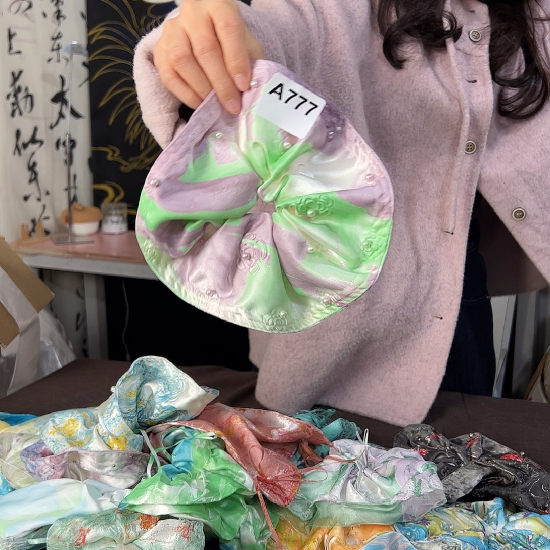 萌***椒777圆饼发圈不退不换