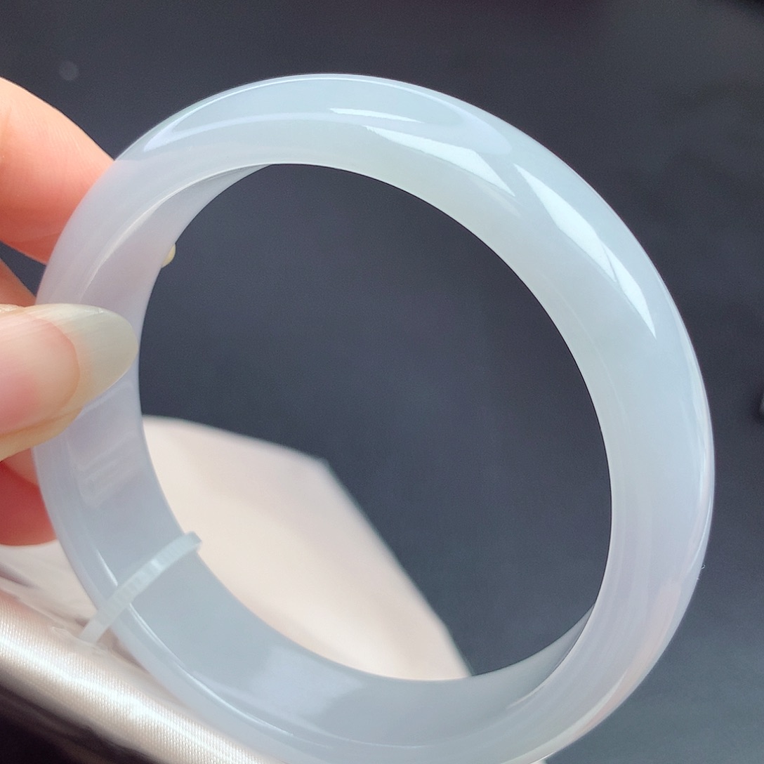 翡翠未镶嵌手镯56.6圈口