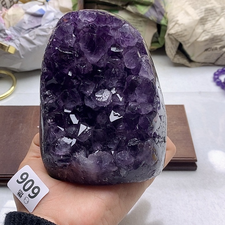 紫晶大型摆件（非配饰）未镶嵌