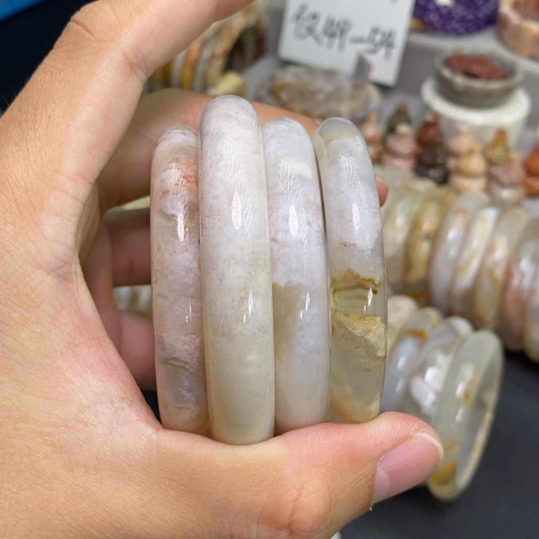 玛瑙/玉髓未镶嵌手镯