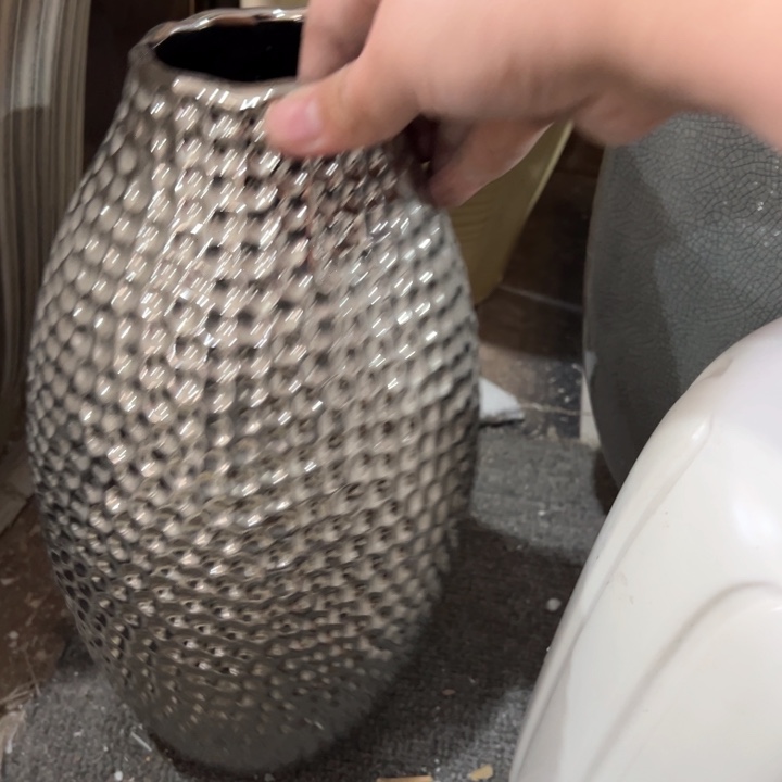 陶瓷花瓶摆件外贸出口微瑕捡漏高30口7公分划痕