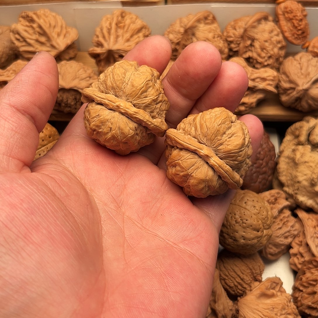 音***人文玩核桃吊坠蛤蟆