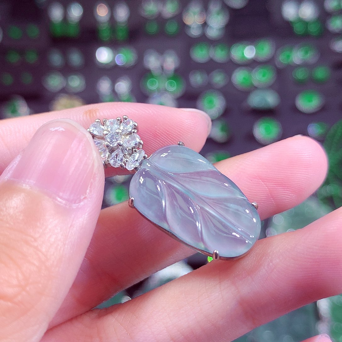 翡翠未镶嵌颈饰天然