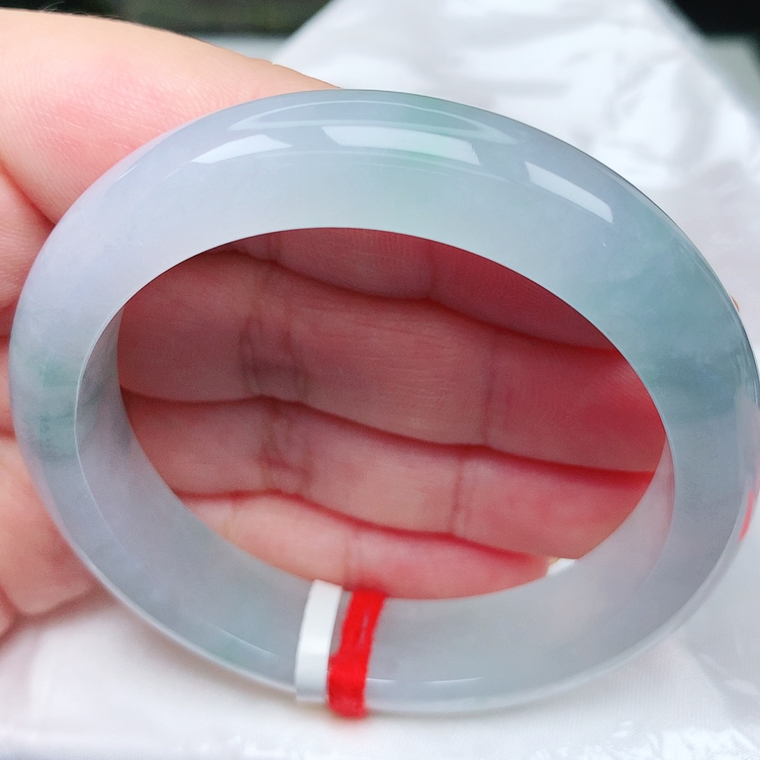 未镶嵌手镯翡翠25冰胶飘花 清冷气质