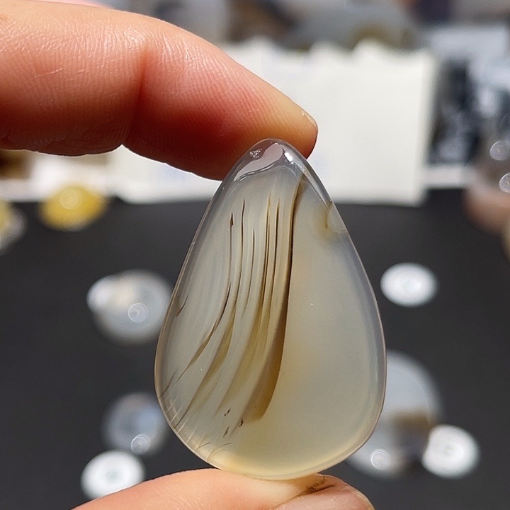 玛瑙/玉髓颈饰未镶嵌