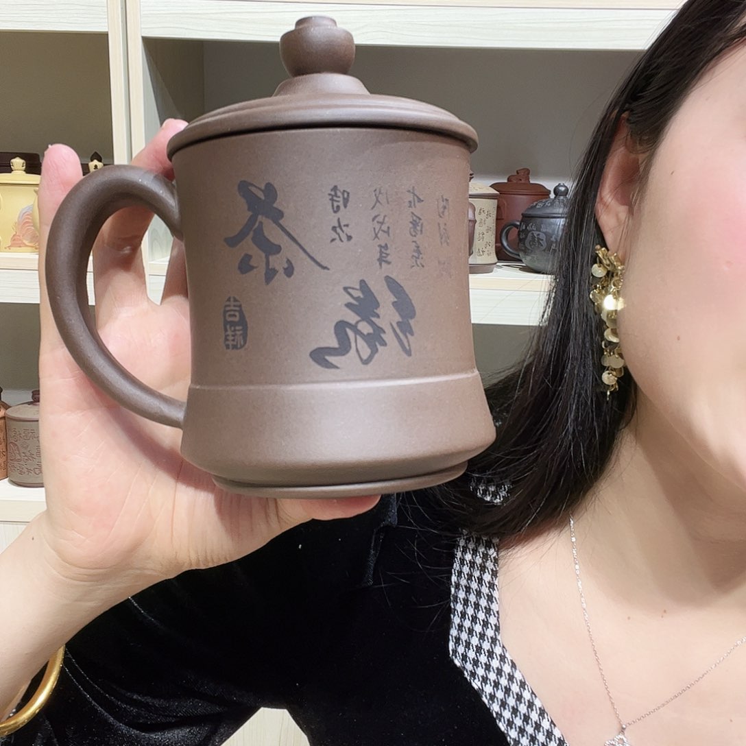 紫砂茶杯全部手工制作