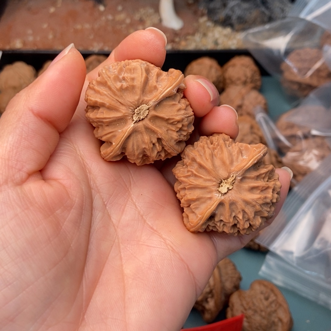 文玩核桃吊坠宫灯29