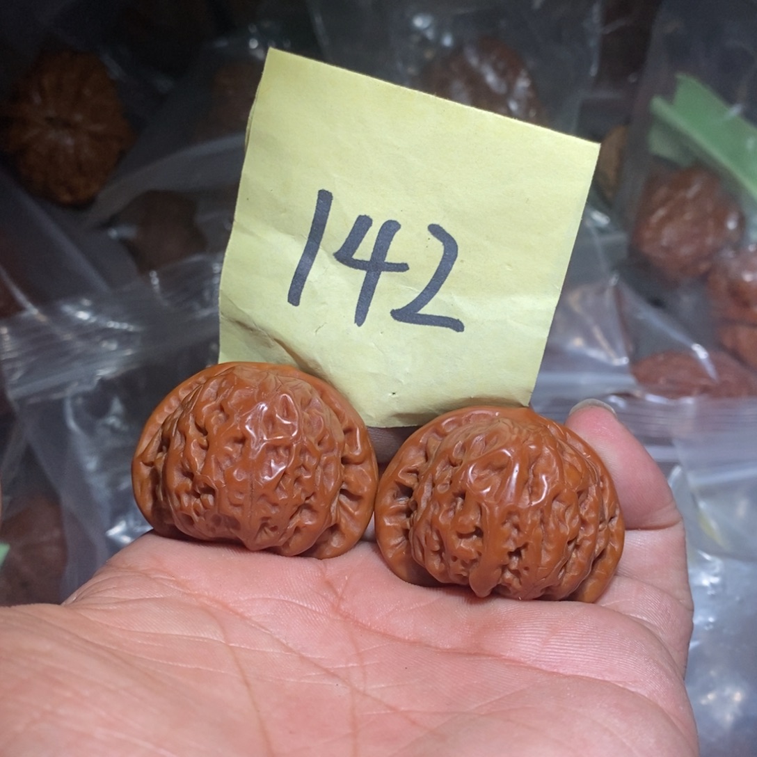 小宫灯。            