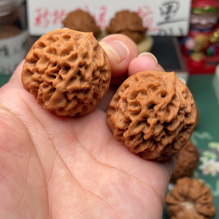 【闪购商品】文玩核桃吊坠34秦闷