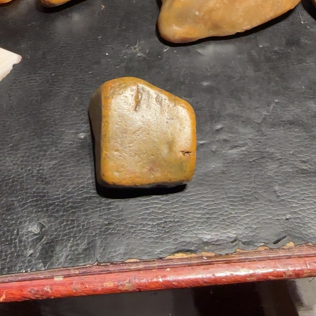 用***8老挝石田黄．．．．．．