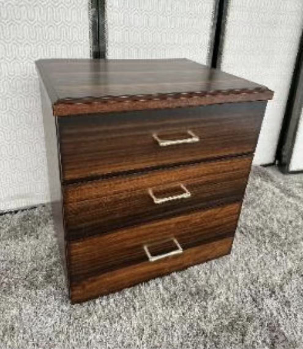 【欧美外单】6130三抽床头柜540*435*605